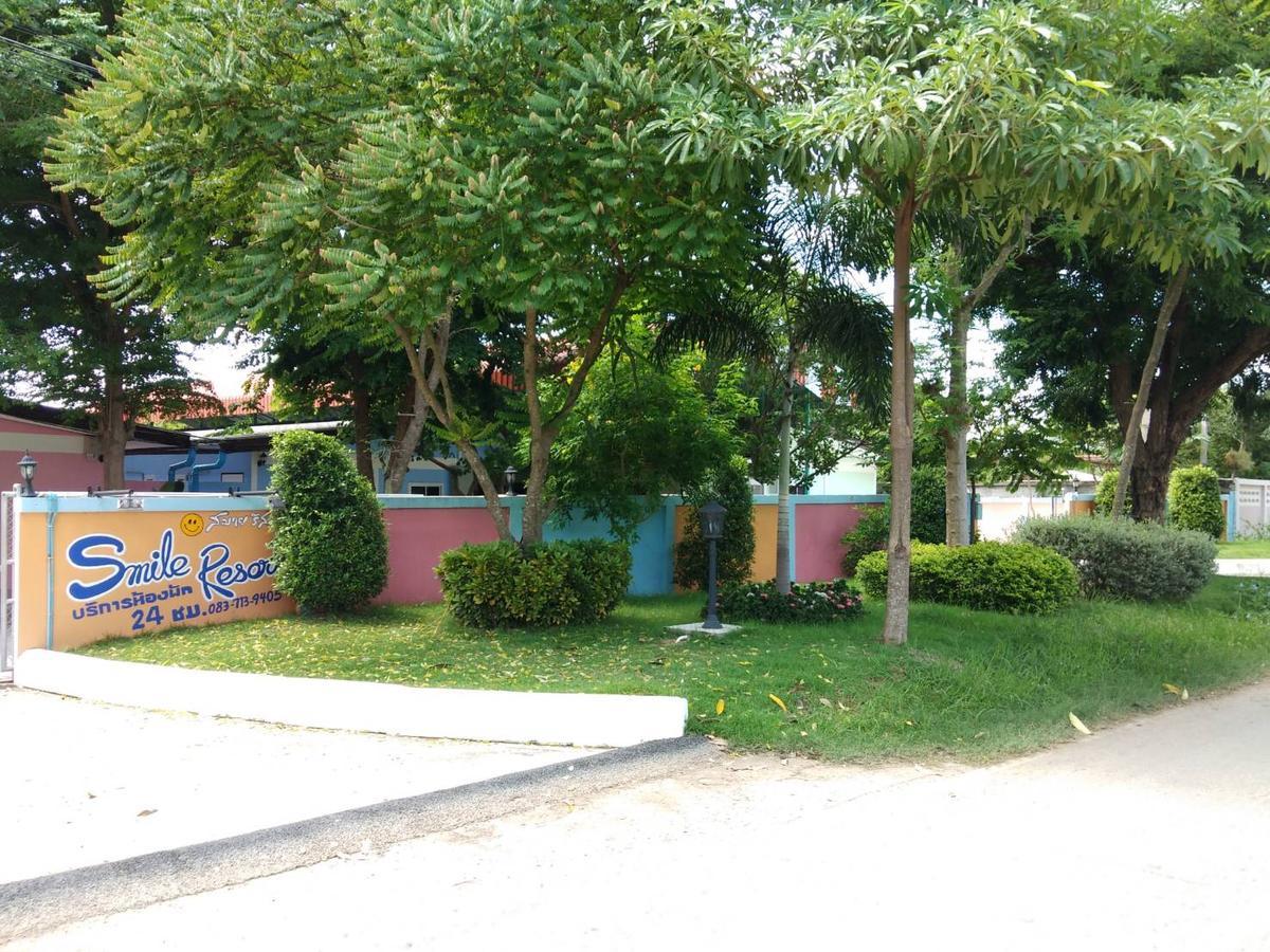 Smile Resort Ban Phai Cham Sin Exterior photo